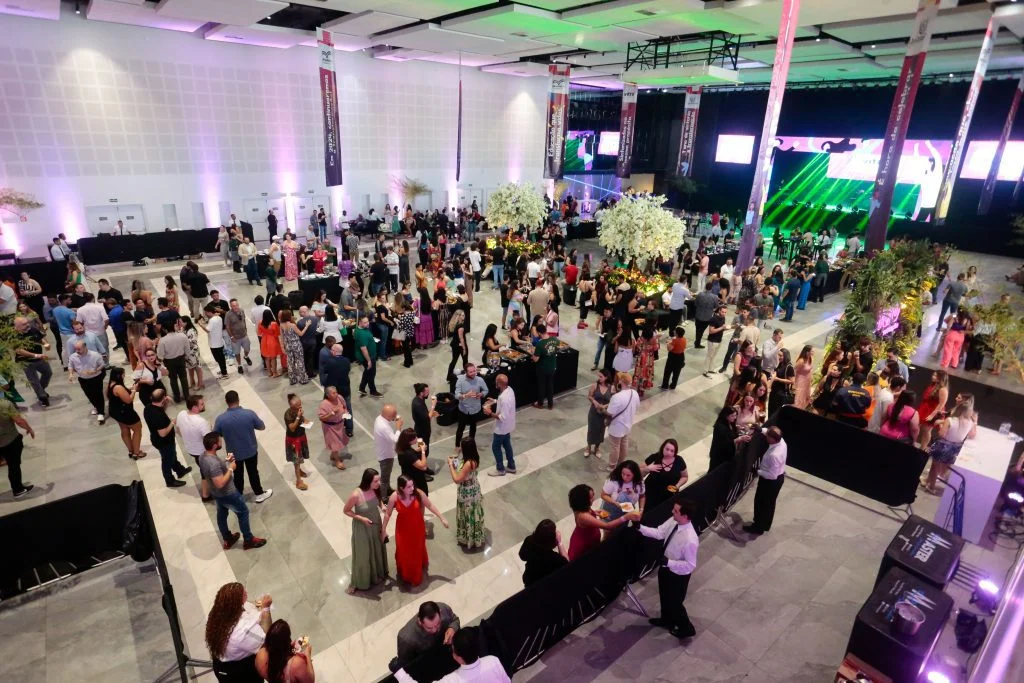 Confraternizacao e happy hour do evento